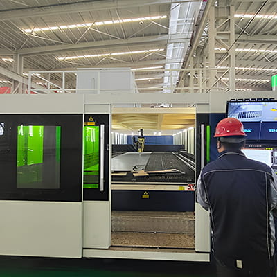 Daqo high-speed fiber laser cutting machine (1.2w/2w/3w)