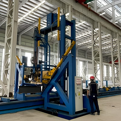 Automatic seam welding machine